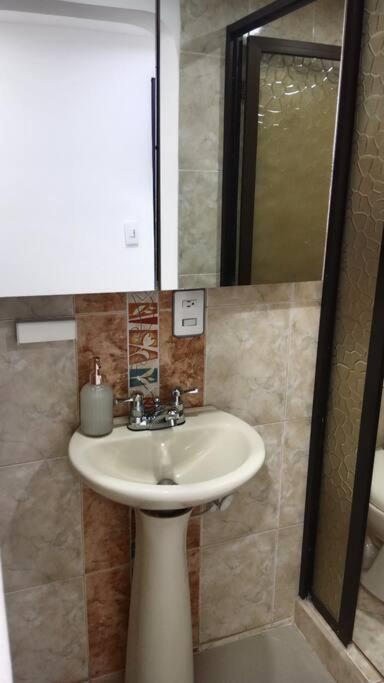 En Tricentenario Apartamento *