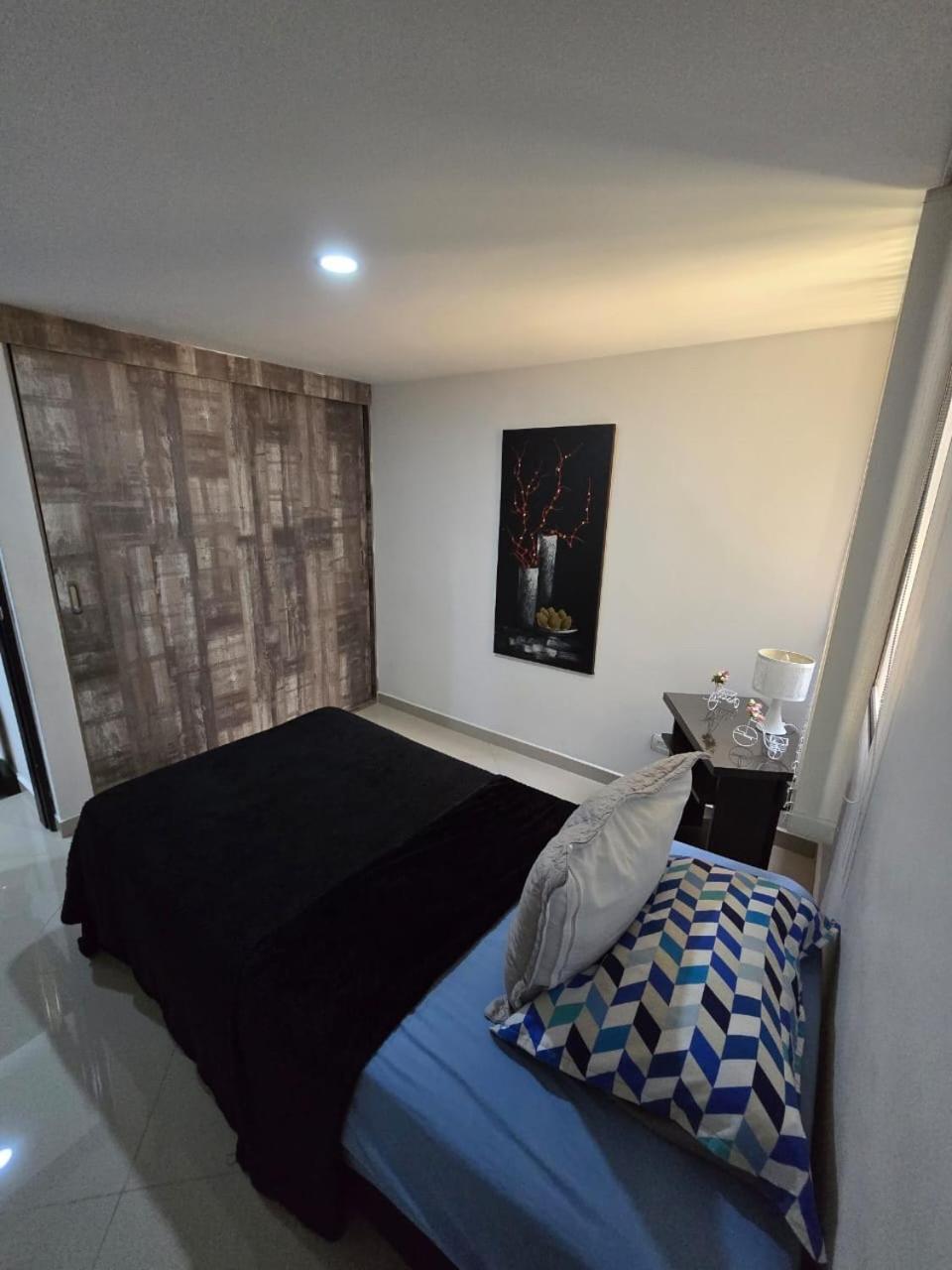 Apartamento En Tricentenario *